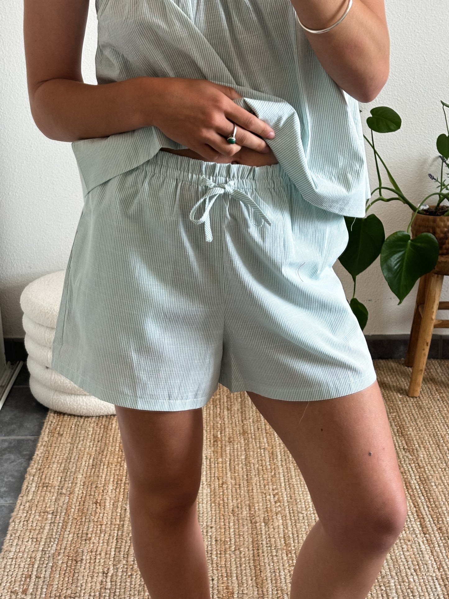 SHORT LÉO