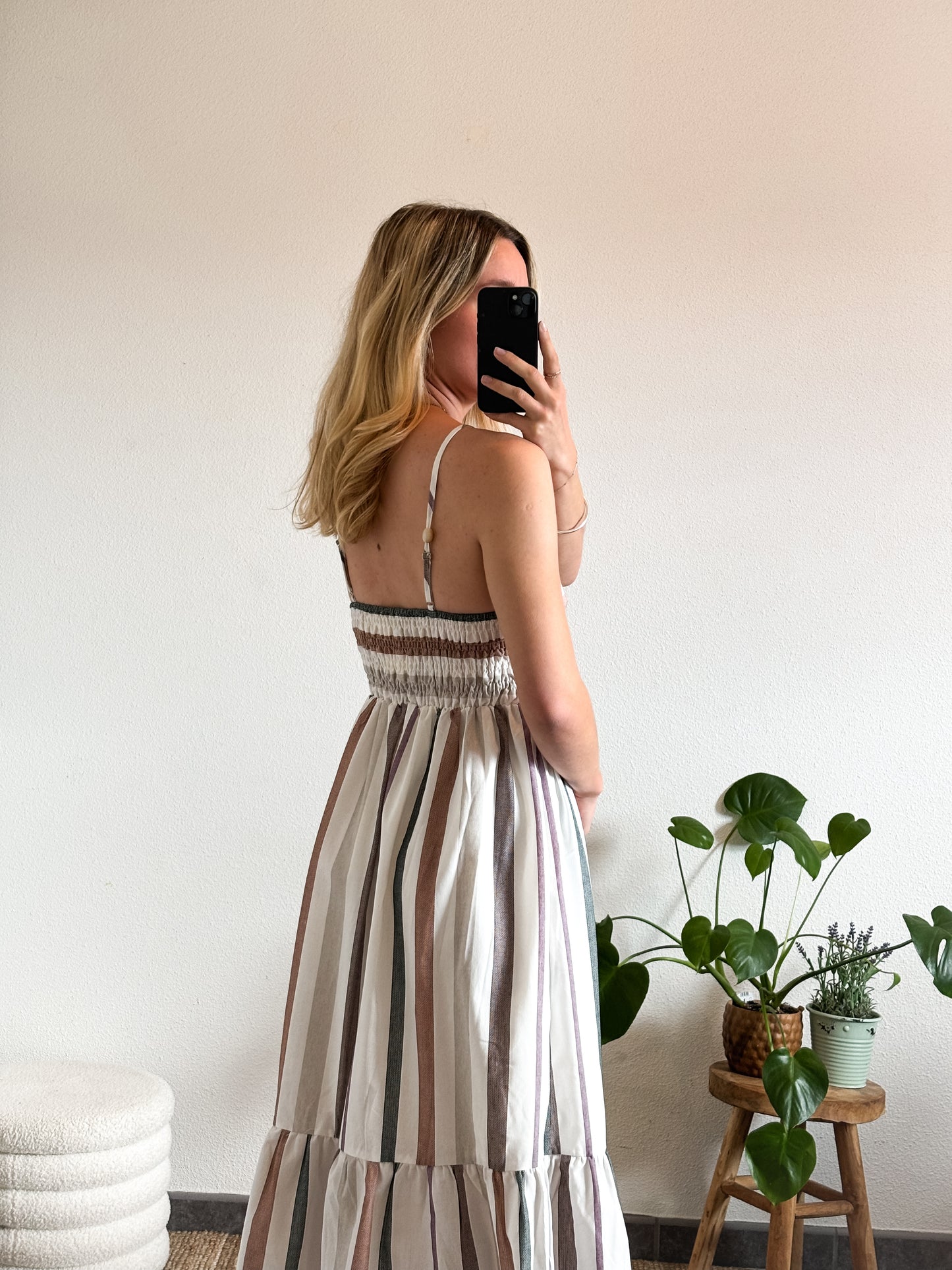 ROBE RAINA